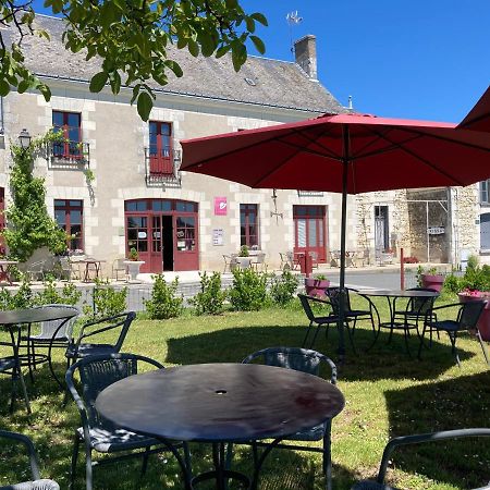 Logis Auberge De Crissay Εξωτερικό φωτογραφία
