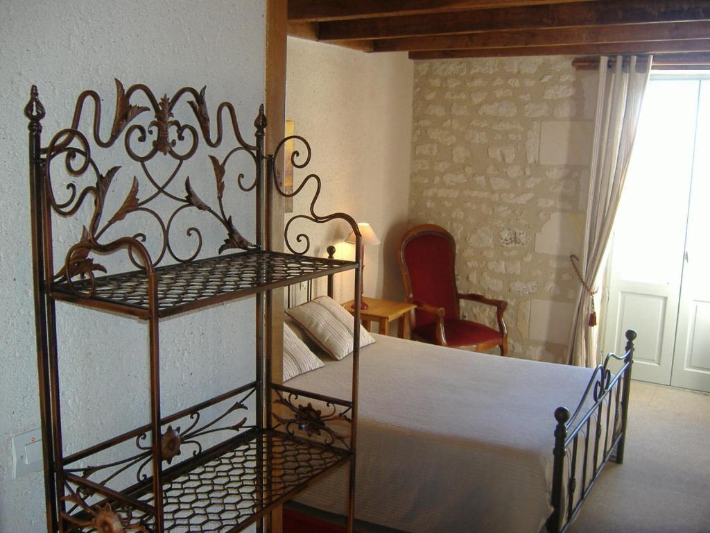 Logis Auberge De Crissay Δωμάτιο φωτογραφία